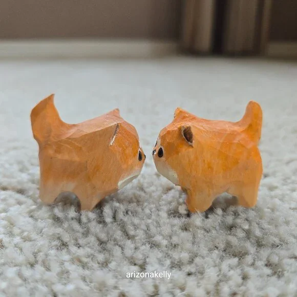 Pair of Tiny Carved Wood Shibas - Picture 2 of 4